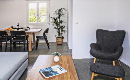 Villa Family Home