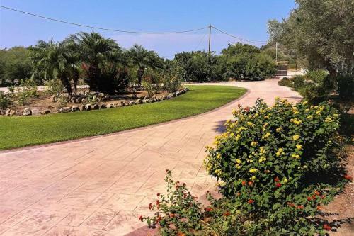 Apartamento Fiore Di Rodi - Private Pool, Jacuzzi And Barbecue