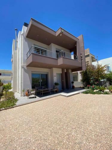 Dionysus Seaside Villa