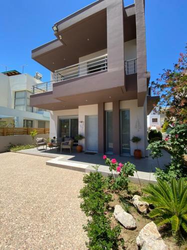 Dionysus Seaside Villa