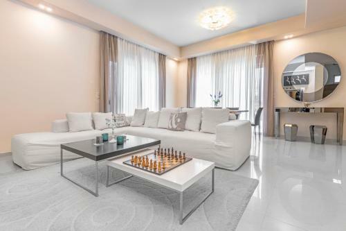 Rainbow Luxurious Villa In Ialysos