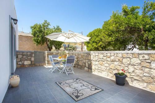 Ourania - Traditional House