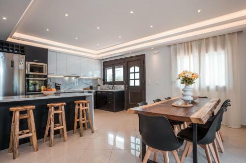 Le Ialyse Luxury Villa