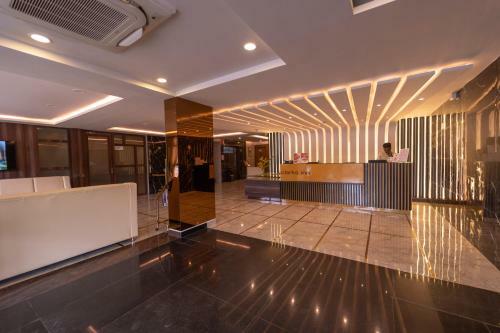 Hotel Clarks Inn , Airport Bangalore