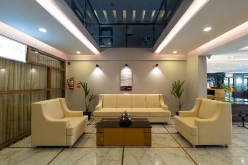 Hotel Clarks Inn , Airport Bangalore