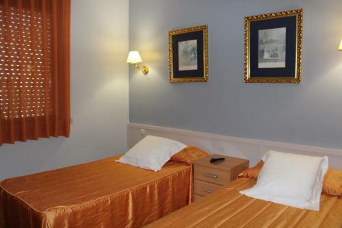 Hostal Montserrat