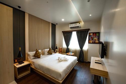 The Royal Palace Hotel 400703