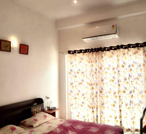 Serene Villa Homestay - Greater Noida