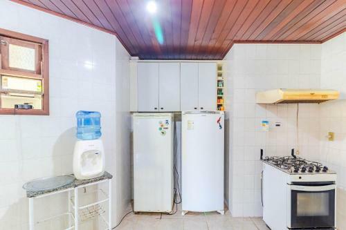 Gb59 �tima Casa 4 Quartos - 700m Da Praia De Guarajuba
