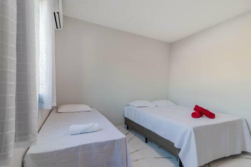 Gb57 Excelente Casa 8 Su�tes - 200m Da Praia