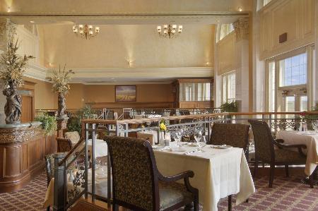 Fairmont Hotel Macdonald - Fairmont View