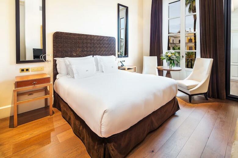 Hotel Do Pla�a Reial G.l.