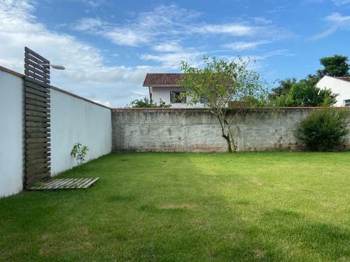 Casa Moderna, Ampla E Linda, 200m Da Praia