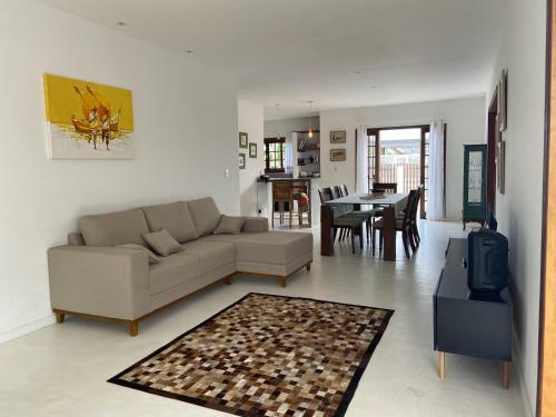 Casa Moderna, Ampla E Linda, 200m Da Praia