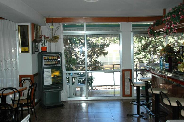 Hostal Pensi�n Venecia Y Montecarlo