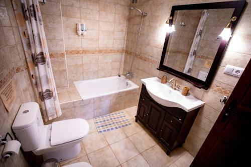 Apartamentos Tur�sticos Mallos De Huesca