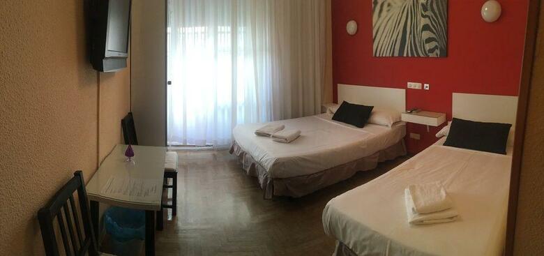 Hostal R�as Bajas