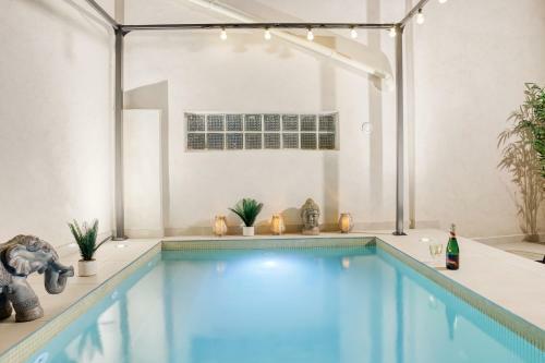 Villa Luxury Collection & Resorts