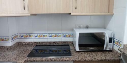 Apartamento Corinto Playa, Piscina, Wifi,2 Terrazas, Barbacoa,tranquilo