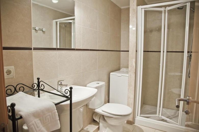 Apartaments Tur�stics Puigcerd� - Cal Bertr�n