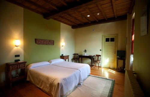 Hotel Rectoral De Castillon