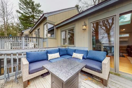 Samoset Charmer