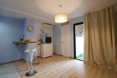 Apartamento Sotogrande Studio With Pool And Gardens