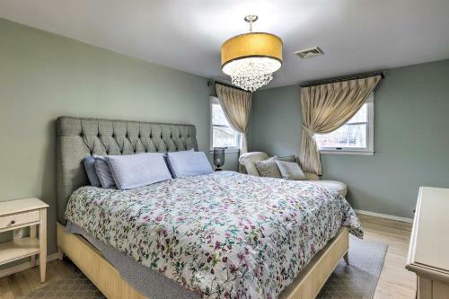 Beautiful Hampton Bays Home With Private Pool!