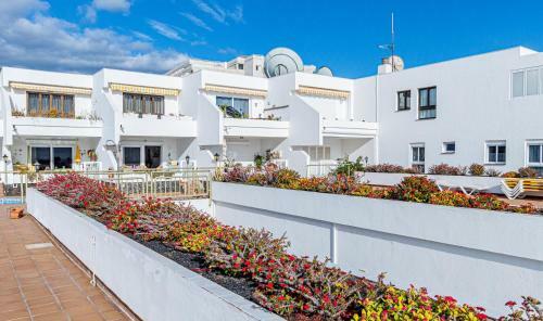 Riviera Apartment Near The Beach