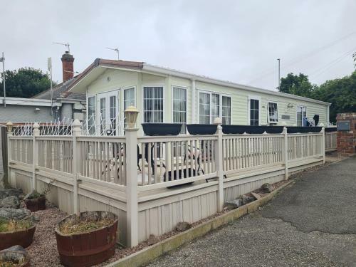 6 Berth Central Heated Annandale Somersby