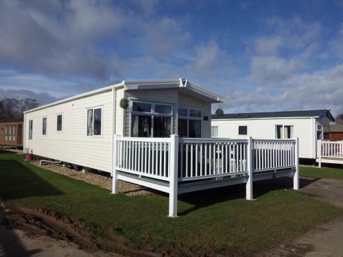 24 The Green At Tattershall