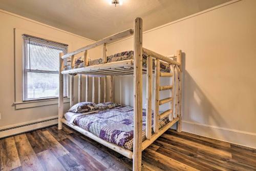 Luxe Creekside Lodge With Movie Theater And Deck!
