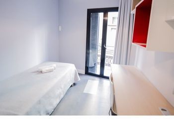 Hostal Residencia Universitaria Sant Agust�