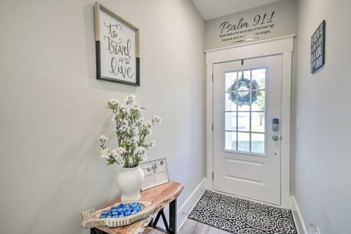 Little River Escape With Patio Less Than 6 Mi To Beach!
