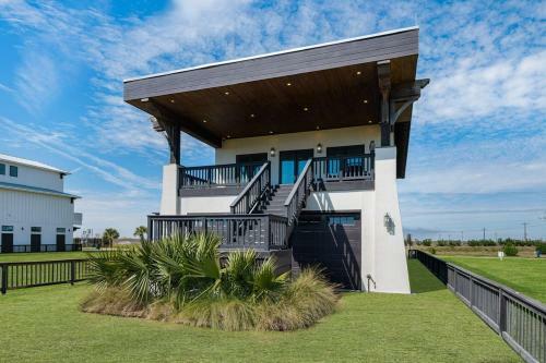 Paradise By The Sea Home