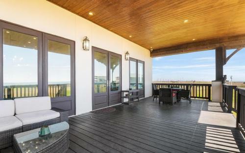 Paradise By The Sea Home