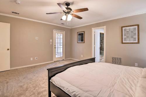 Grand Prairie Duplex Home About 5 Mi To Stadiums!