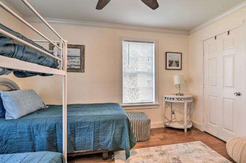 Charming Galveston Home Less Than 1 Mi To Seawall!
