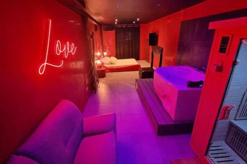 Apartamento The Room: � Vous De Jouer?