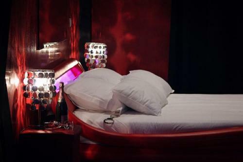 Apartamento The Room: � Vous De Jouer?