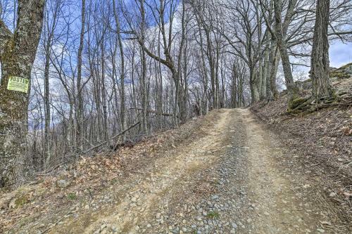 Apartamento Scenic, Authentic Cabin With Sweeping Mtn Views