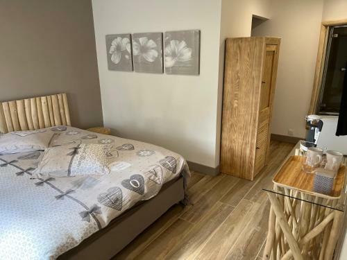 Hostal Les Chambres & G�tes Du Bonheur