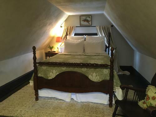 The Historic Morris Harvey House Bed And Breakfast