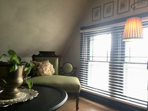 The Historic Morris Harvey House Bed And Breakfast