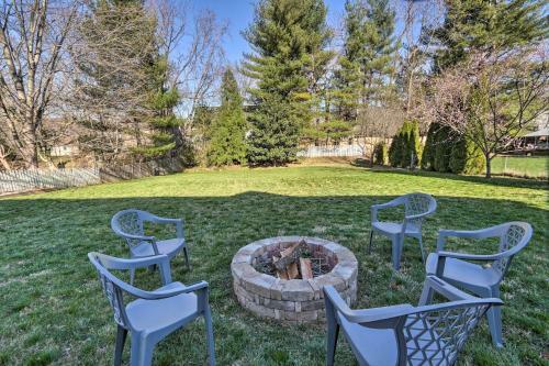 Harpers Ferry Home With Hot Tub, Walk To River!