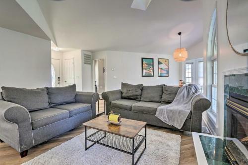 Harpers Ferry Home With Hot Tub, Walk To River!