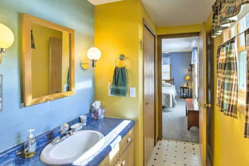 Waterfront Friendship Home With Private Pier!