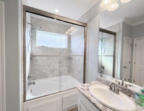 The Green Seahorse Home