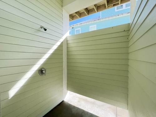 The Green Seahorse Home