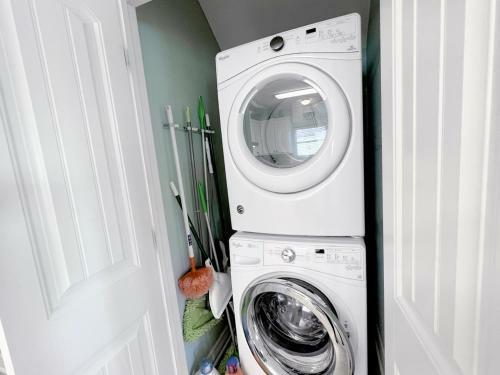 The Green Seahorse Home